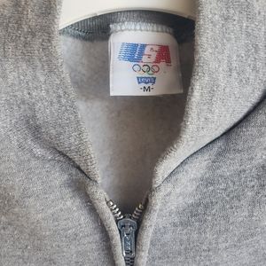Levis vintage 1980s USA Olympic design sweater vest grey.